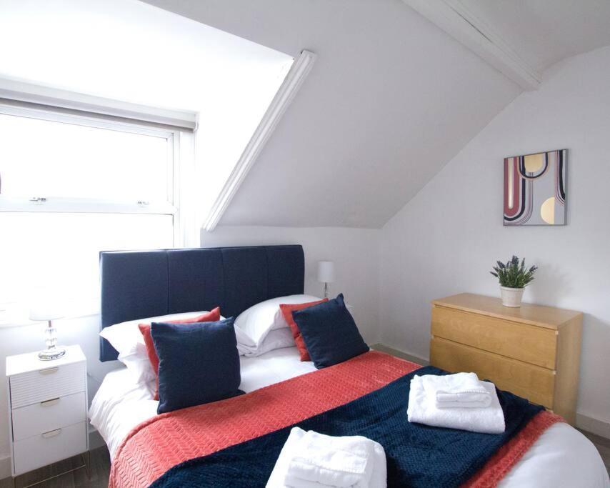City Centre 4 Bedroom House Winchester Exteriör bild