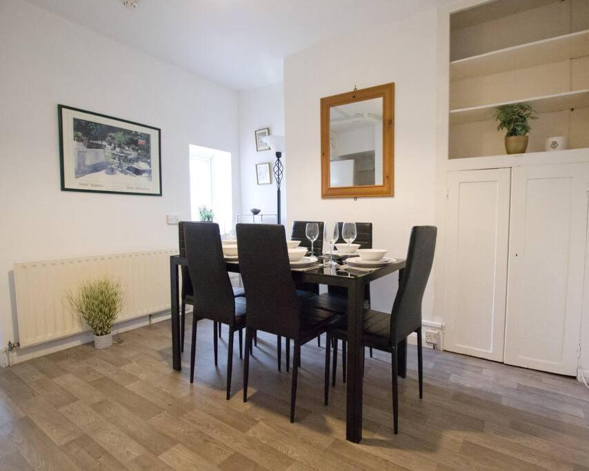 City Centre 4 Bedroom House Winchester Exteriör bild