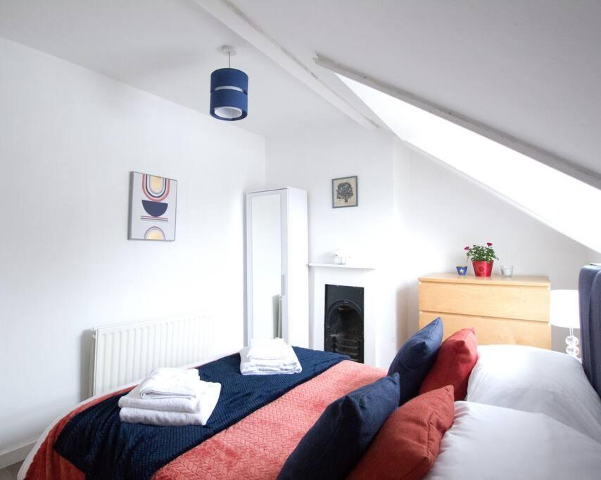 City Centre 4 Bedroom House Winchester Exteriör bild